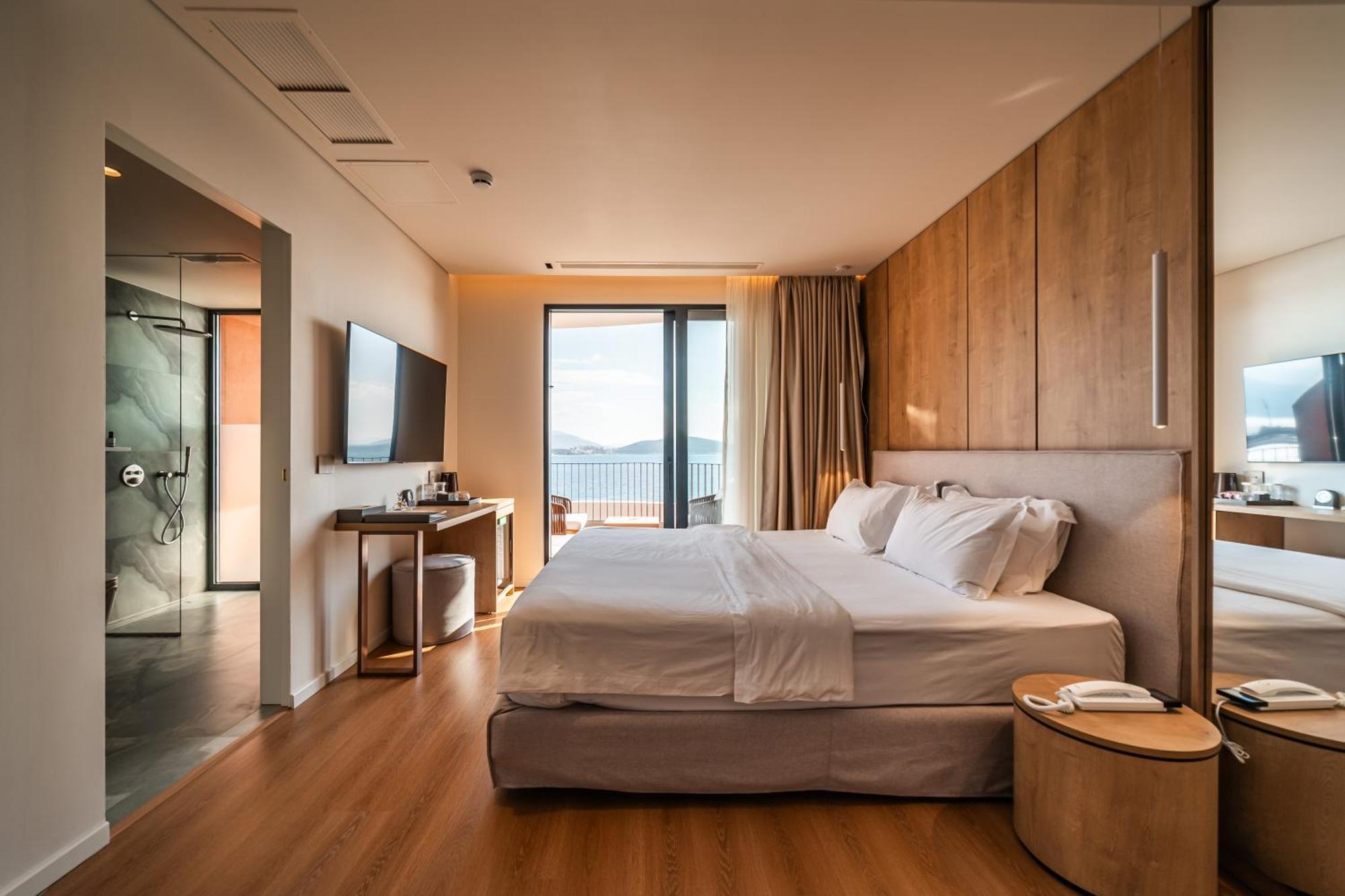 Hotel Vale Sarandë Esterno foto